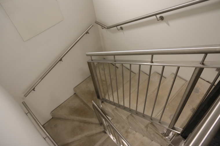 Stairway railings